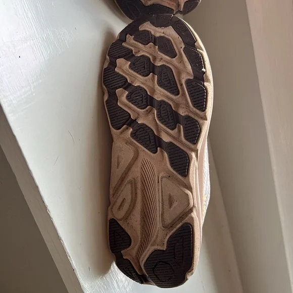 Hoka Clifton 9 Gortex Waterproof Sz 8.5 - Picture 6 of 10